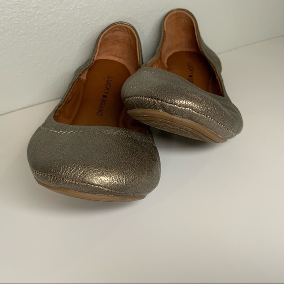 Lucky Brand Gold tone flats- ballet shoes - Picture 4 of 8